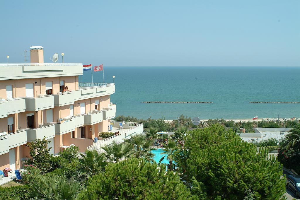 Residence Azzurro Massignano Bilik gambar