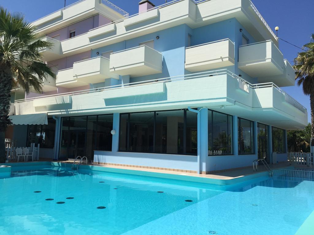 Residence Azzurro Massignano Luaran gambar